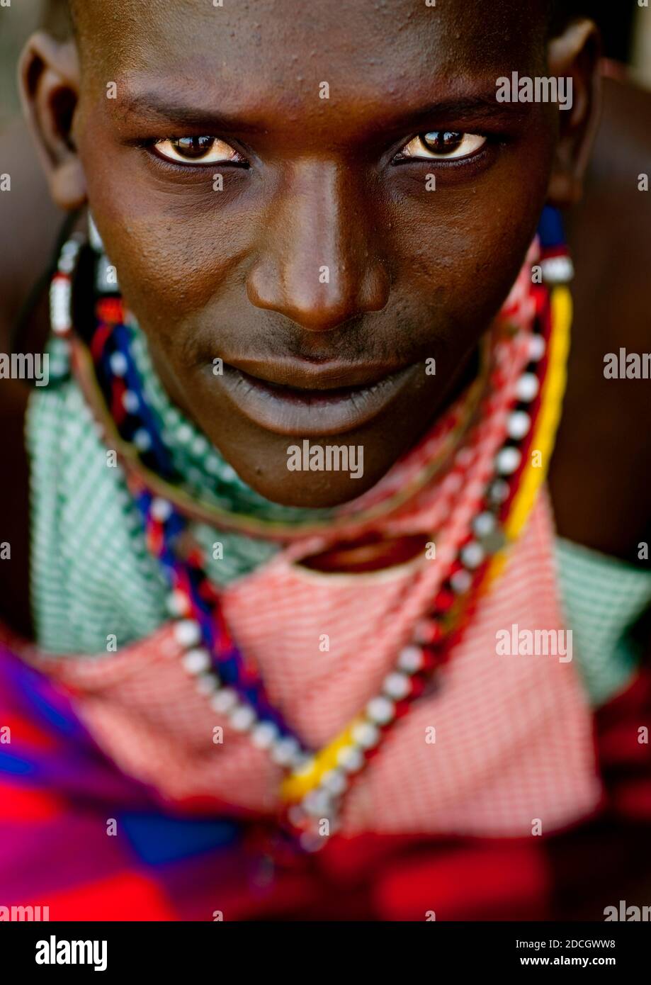 Portrait of a Maasai tribe man, Rift Valley Province, Maasai Mara, Kenya Stock Photo