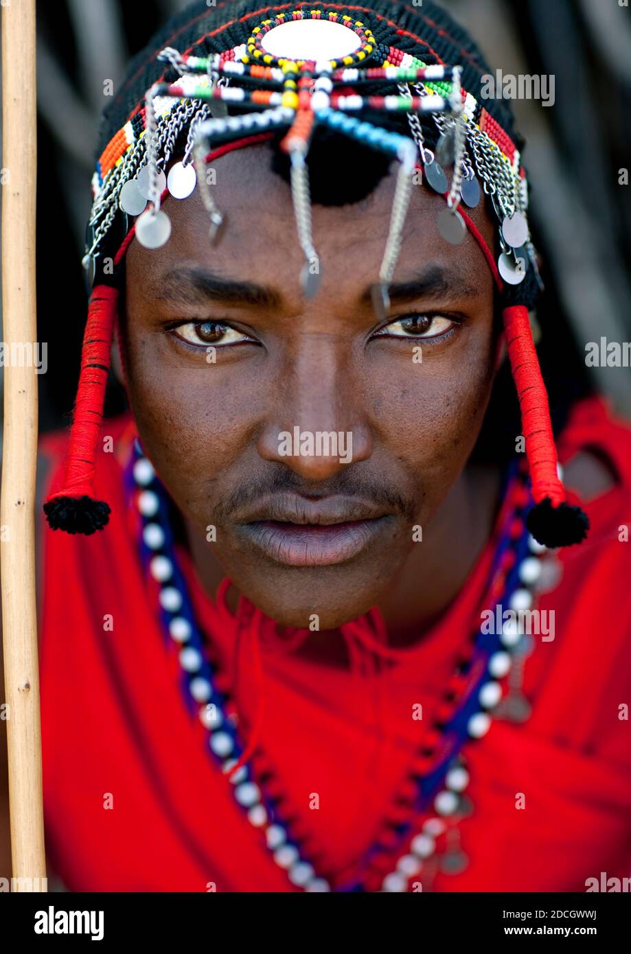 Portrait of a Maasai tribe man with a beaded headwear, Rift Valley Province, Maasai Mara, Kenya Stock Photo