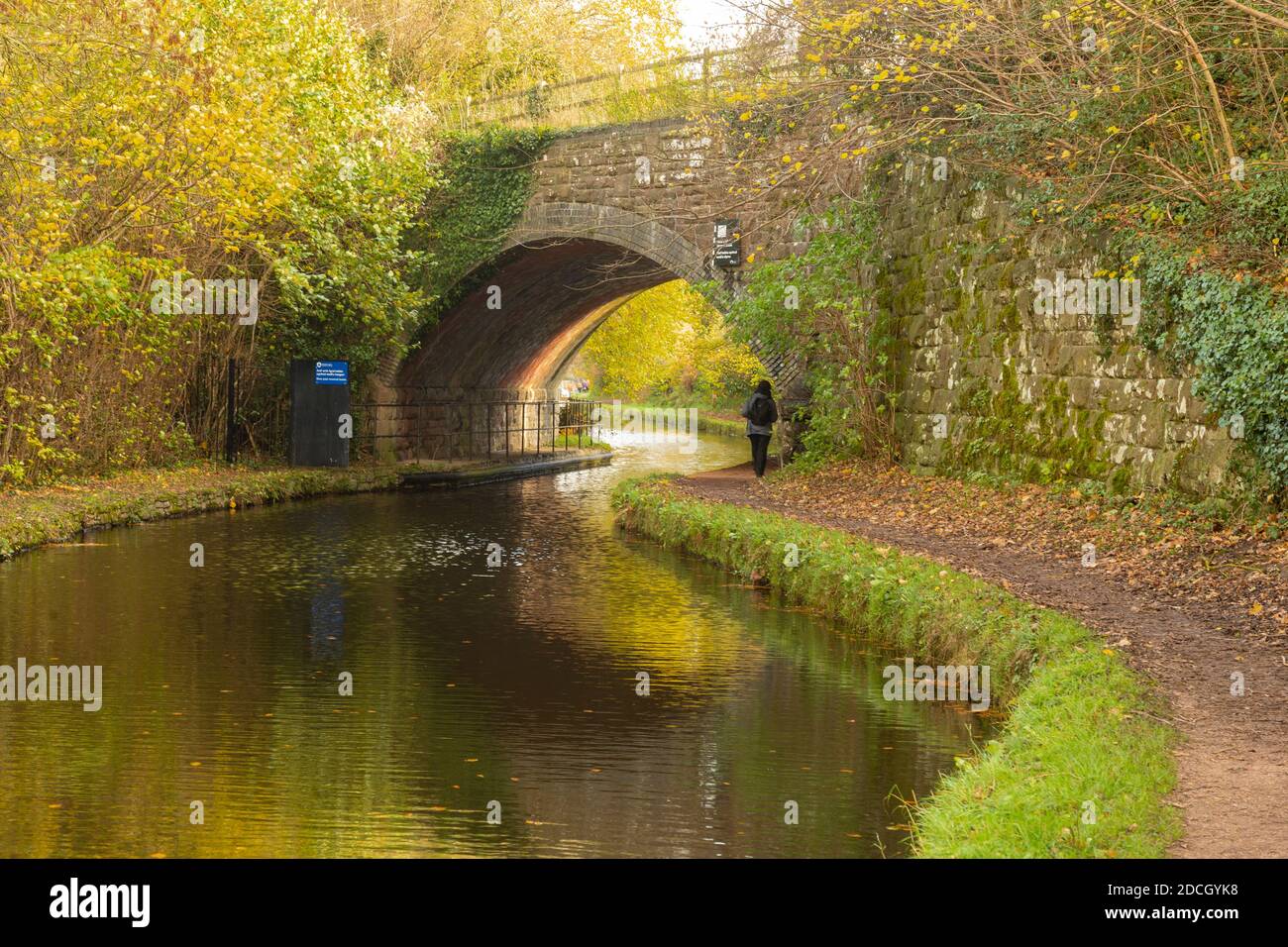 Bridge and towpath near Govilon, on the Monmouthshire and Brecon Canal, Monmouthshire, Wales Stock Photo