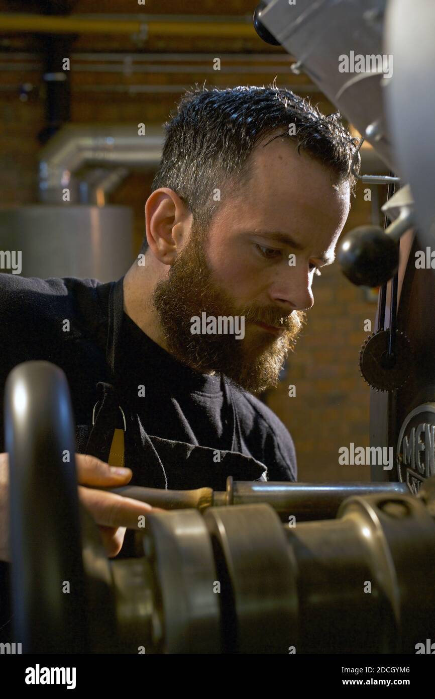 Sample roasting coffee hires stock photography and images Alamy