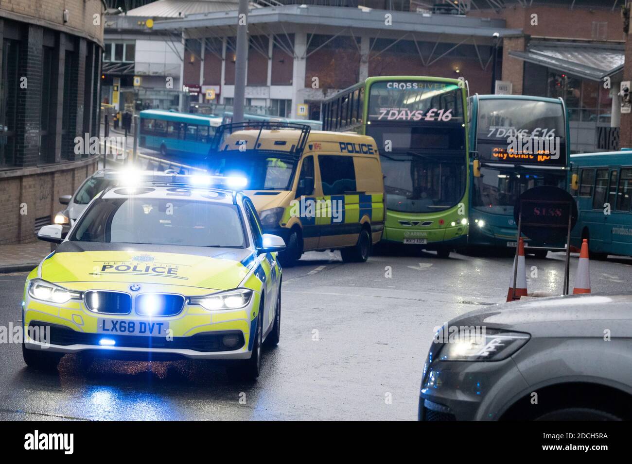 Liverpool, UK. 21st Nov 2020. Protesters gather in Liverpool City Centre and march through the streets to show their dissatisfaction with UK lockdown measures and government response to COVID-19. Tensions rise as protesters clash with police. Credit: Callum Fraser/Alamy Live News Stock Photo