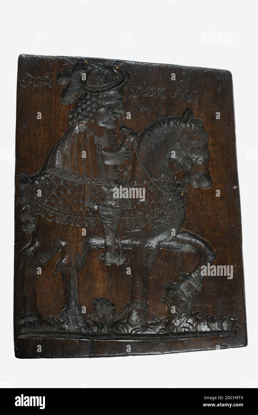 biscuit board, Anonymous, 1733, carved, General: 50 x 39 x 3.5cm 500 x 390 x 35mm, horse, rider, sailor, ship, Wooden shape for speculoos with picture of a rider, and the letters HH-VDA 1733 and HVH . With a warship, a sailor and the letters AAVDH-HVH on the reverse, 1903 Stock Photo