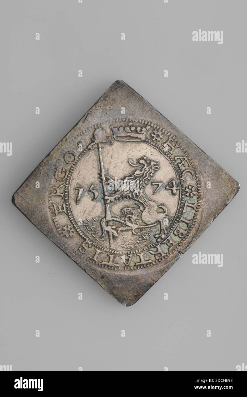 Anonymous, 1574 or later, minted, General: 3.3 x 3.3 x 0.2cm, 33 x 33 x 2mm, Weight: 19.3g, Square cutout in silver from a paper 20 cent coin minted during the siege of Leiden . On the obverse is a standing lion, on the left on a ground with a lance with a liberty hat in the claws, between the year 1574. Above the lion is a crown. On the front is the circular: HAEC LIBERTATIS ERGO. On the reverse is the coat of arms of Leiden on an ornamented shield, around which are the letters: N O V L S G I P A C NUMMUS OBSESSAE VRBIS LUGDUNI, SUB GUBERATIONE ILLUSTRISSIMI PRINCIPIS AURAISI USUS, with the Stock Photo