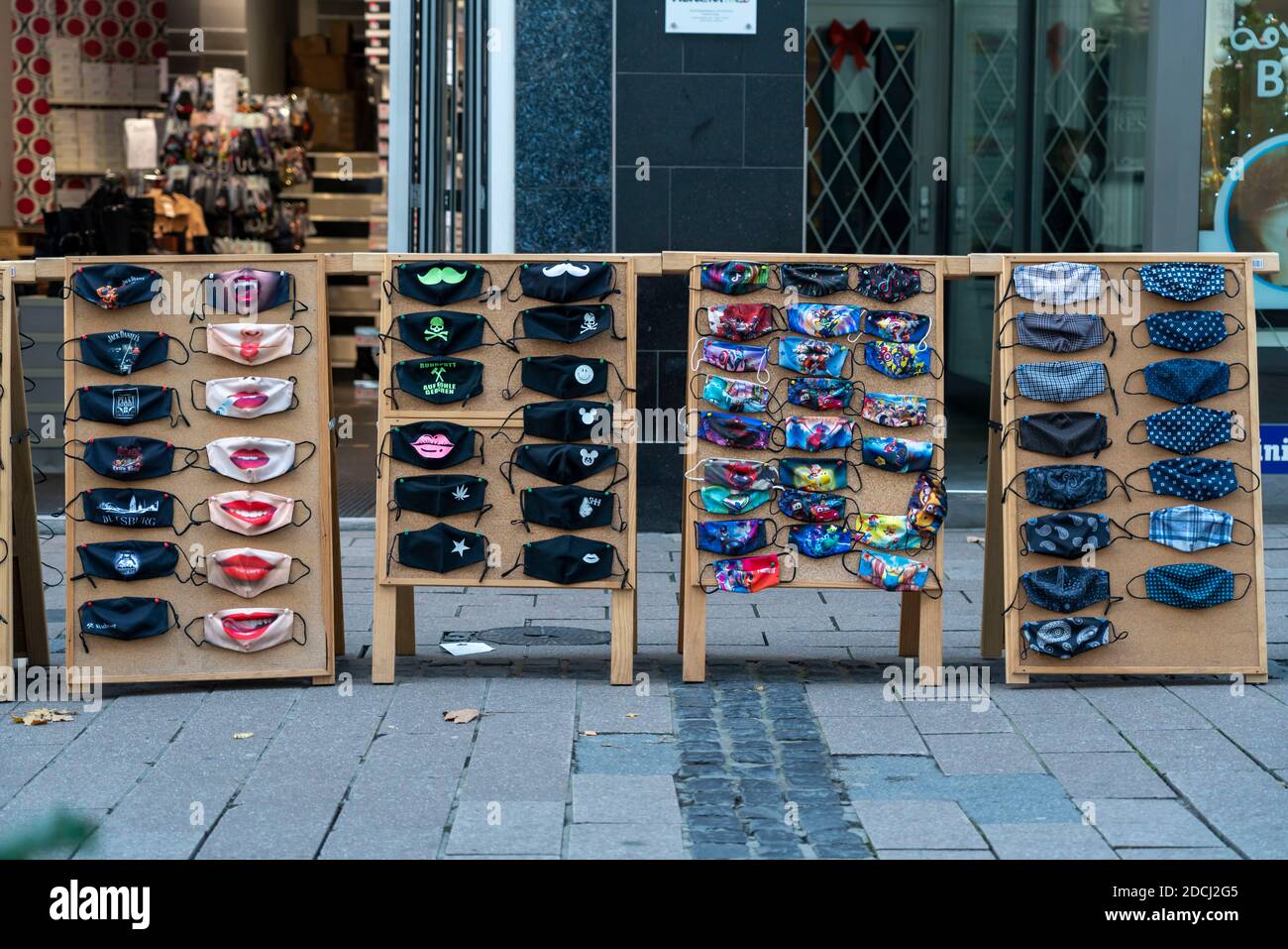 Sales of mouth-nose masks, protective masks, during the corona crisis, downtown Duisburg, NRW, Germany, Stock Photo