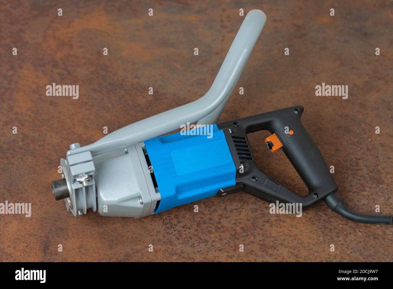 Mixing drill for mixing of mortar, paint , plaster and powder on old