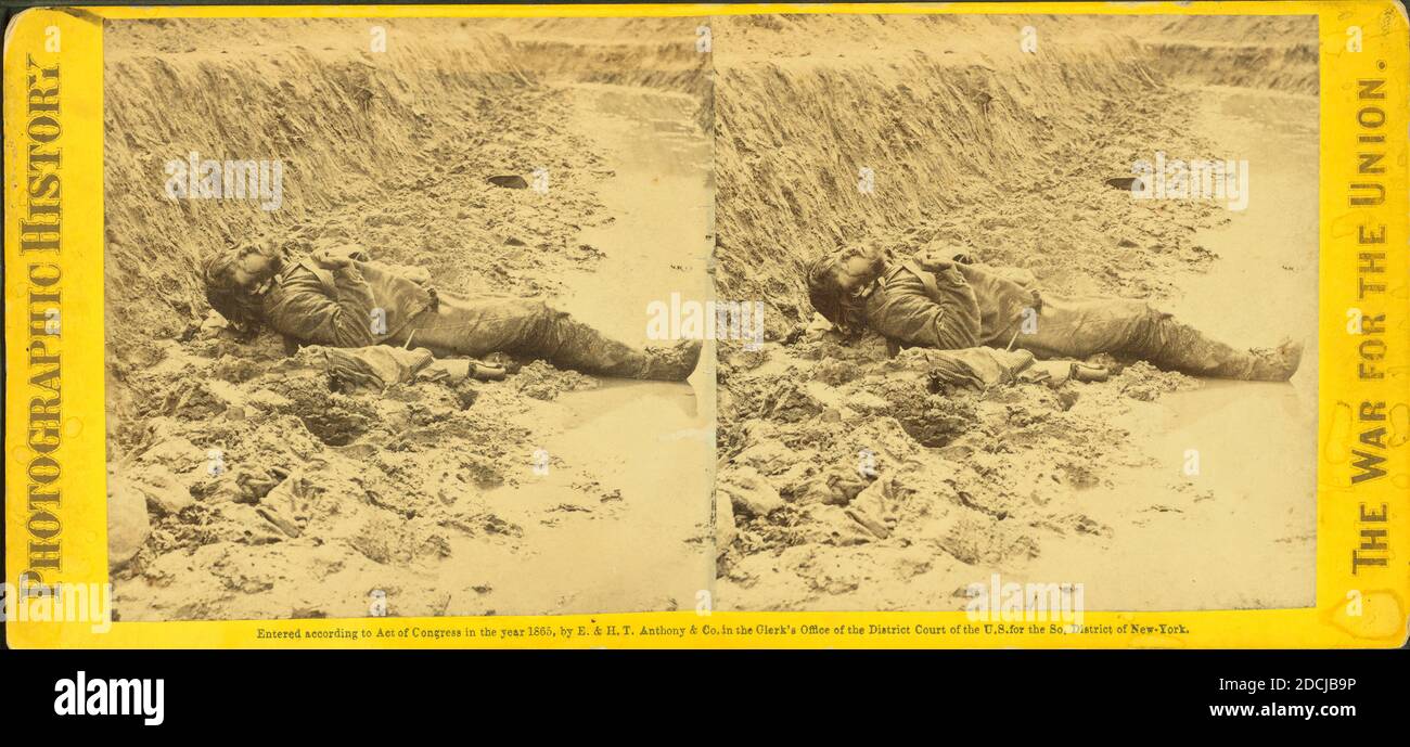 Rebel soldier, killed in the trenches of 'Fort Hell.'...., still image, Stereographs, 1861 - 1865 Stock Photo