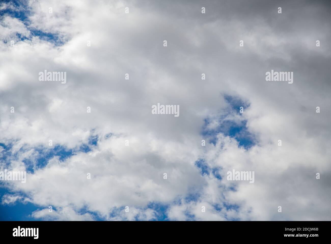 Cloudy sky beautiful natural hi-res stock photography and images - Alamy