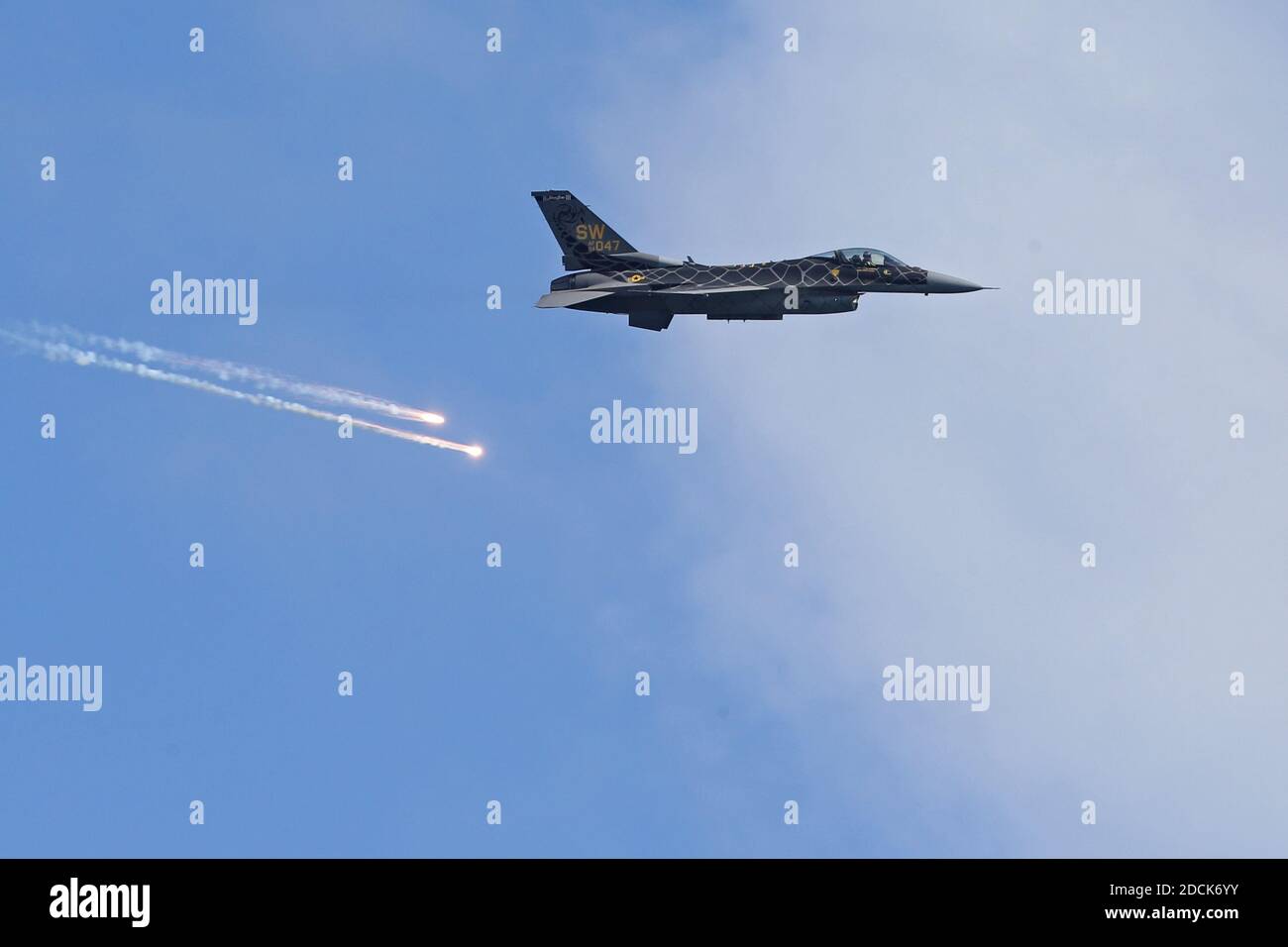 FORT LAUDERDALE, FL NOVEMBER 21 F16 Viper Demo Team performs in the
