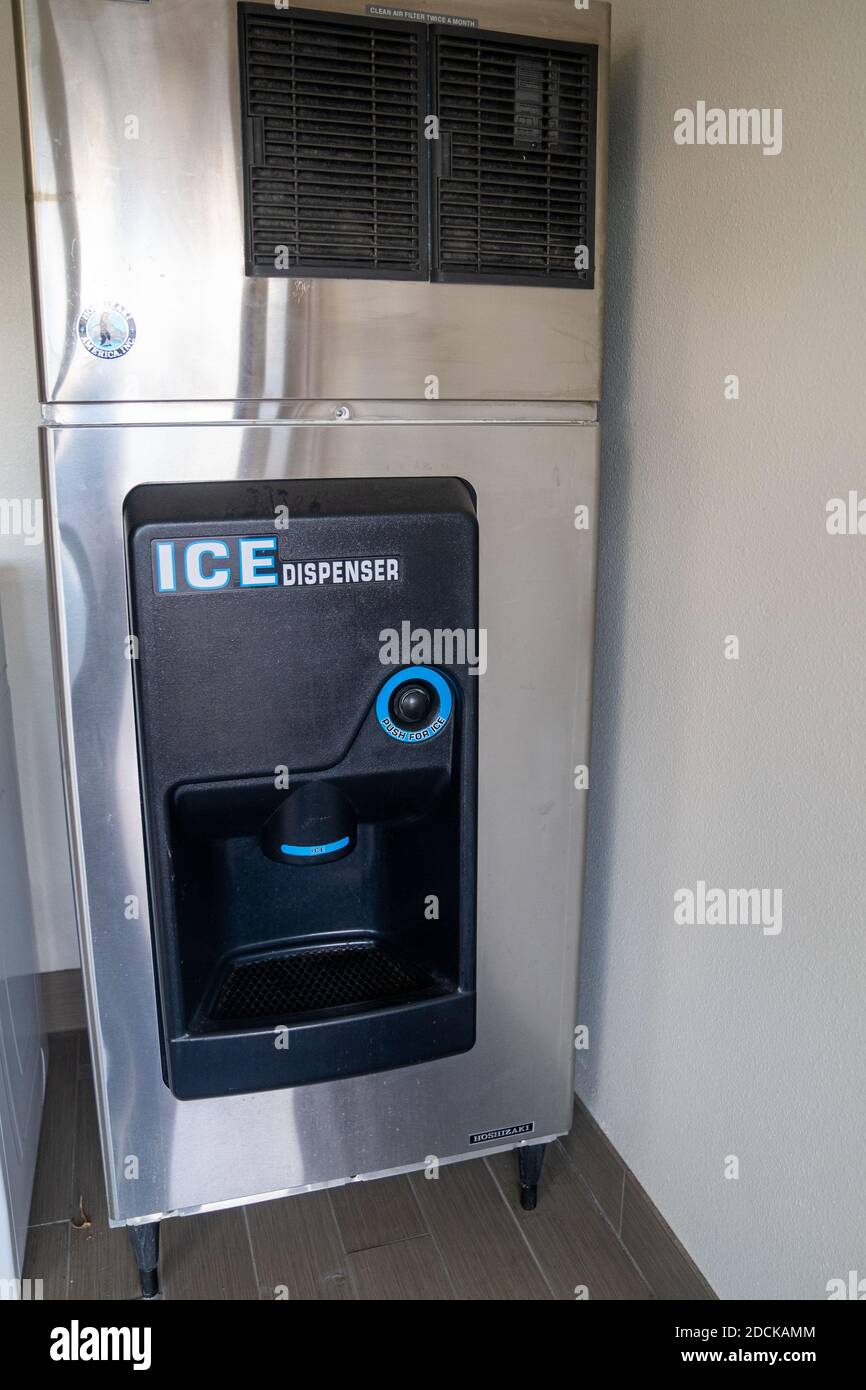 Dillon, Montana - June 30, 2020: Portrait view of an ice dispenser machine in a hotel Stock Photo