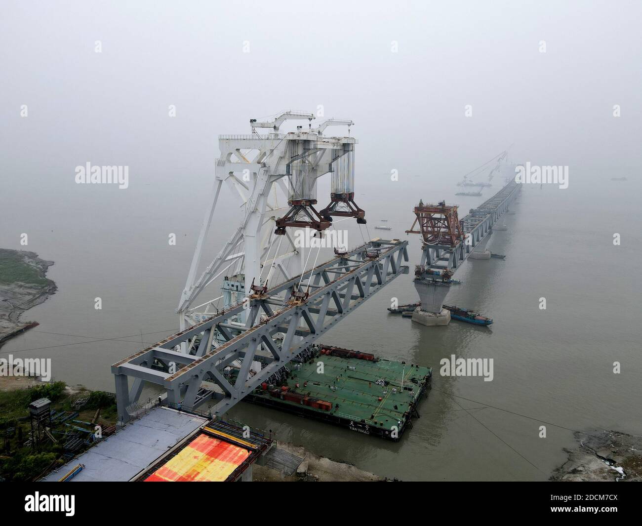 Bangladesh bridge authority hi-res stock photography and images - Alamy