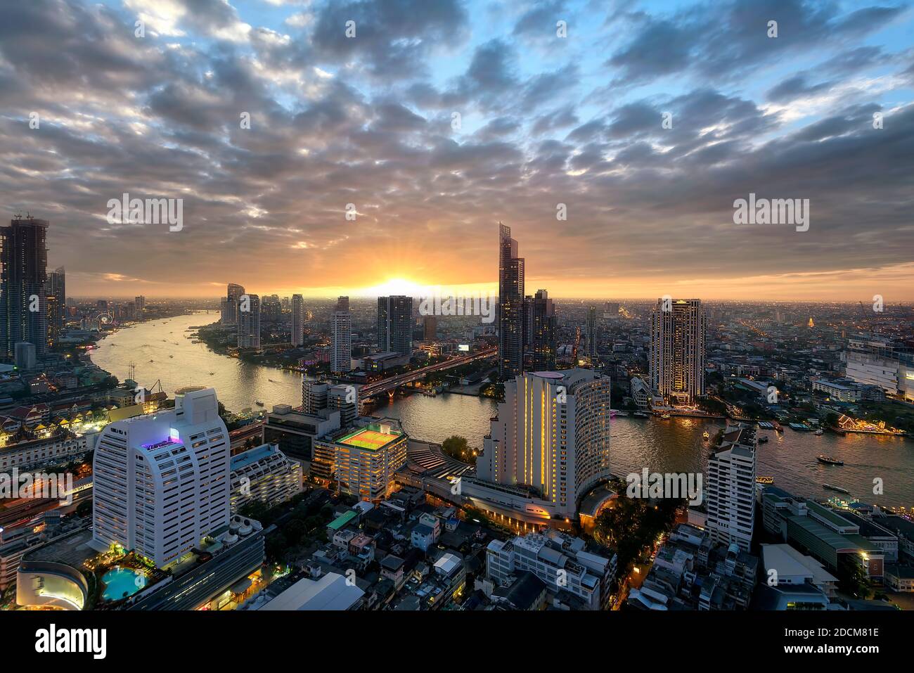 Chao phraya river skyscraper city metropolis hi-res stock photography and  images - Page 3 - Alamy