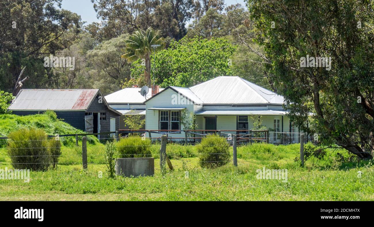Farmhouse and barn in Capel Western Australia Stock Photo Alamy