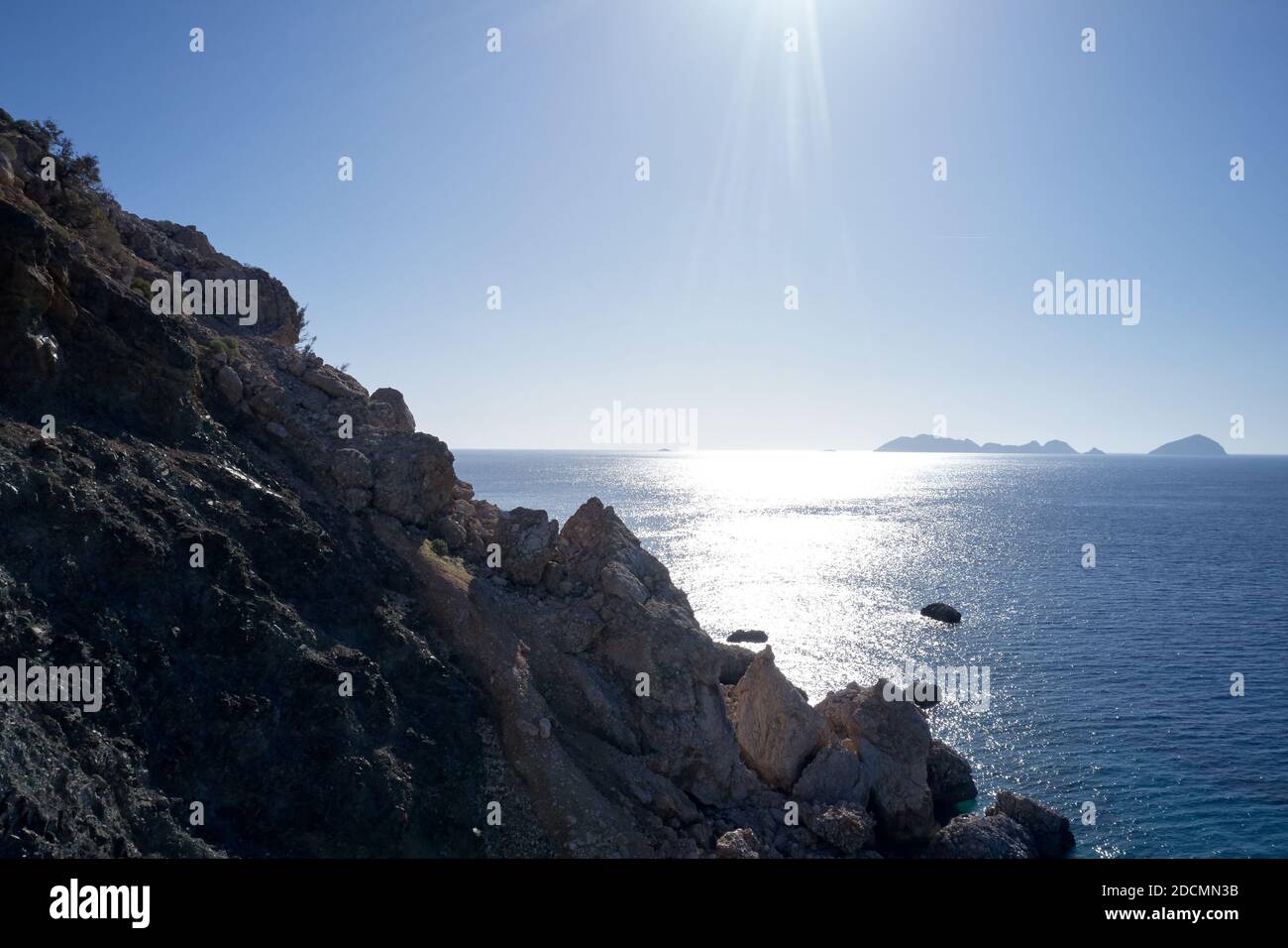 Clear ocean waves hi-res stock photography and images - Alamy
