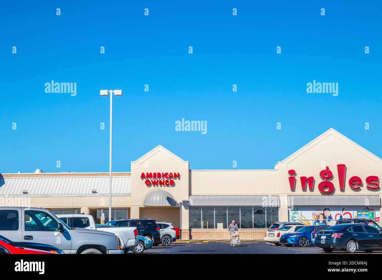 Wrens, Ga / USA 11 17 20 Man pushing a cart in Ingles grocery store