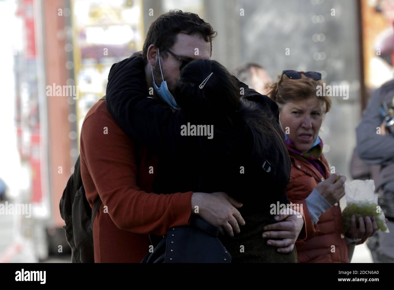 Madrid, Spain; 22/11/2020.- Kiss in times of the Coronavirus.The extinct intimacy. Puerta del Sol Square. Photo: Juan Carlos Rojas/Picture Alliance | usage worldwide Stock Photo