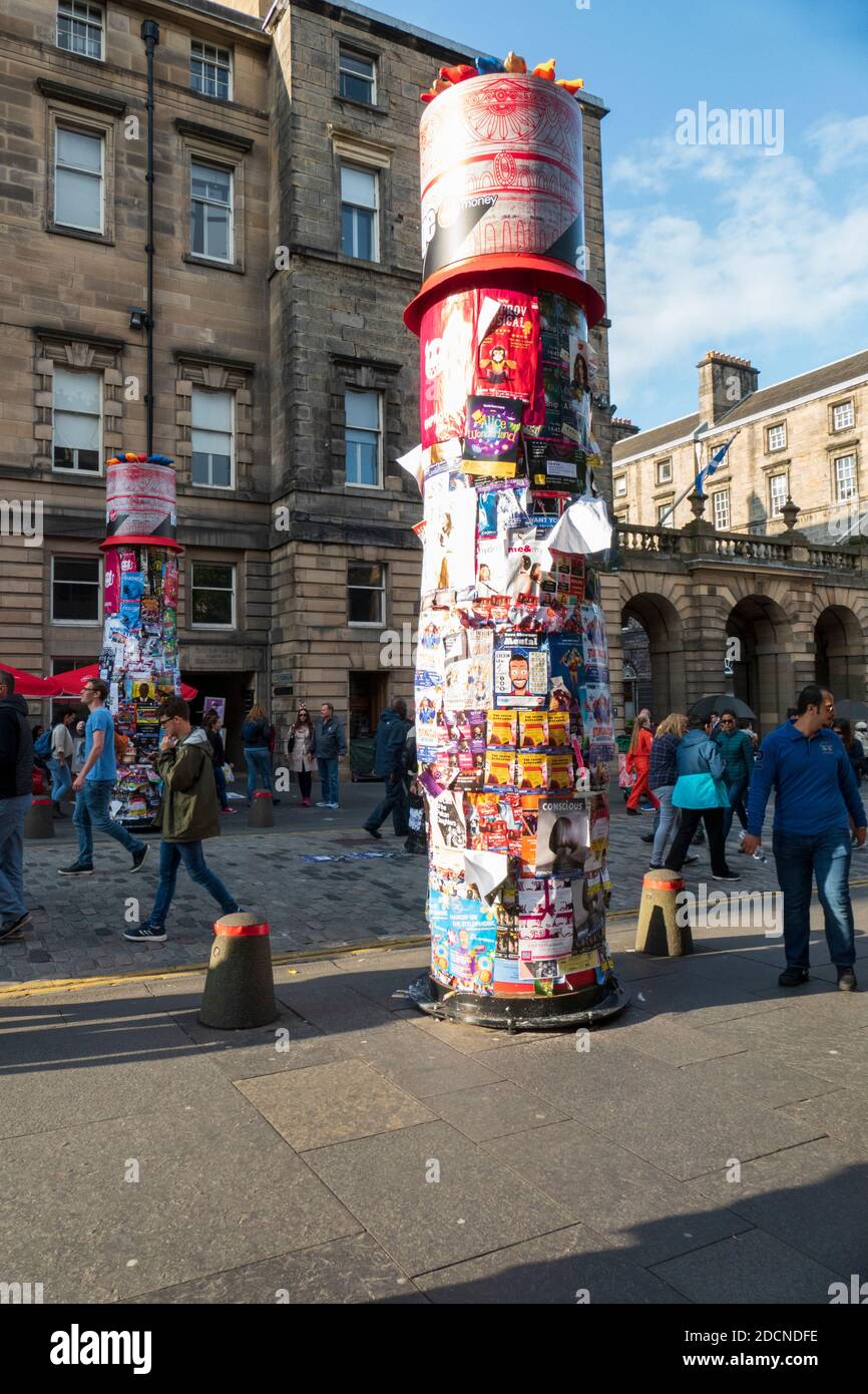 Litfaßsäule beim Fringefestival in Edinburgh imm August 2019 Stock Photo