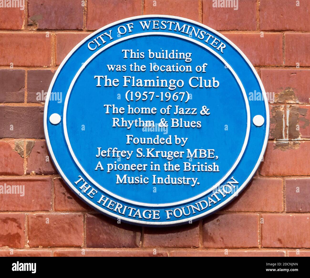 The Flamingo Club Wardour St London - Blue Plaque commemorating the Flamingo Club from 1957-1967. Club was an influential Jazz & Rhythm & Blues club. Stock Photo