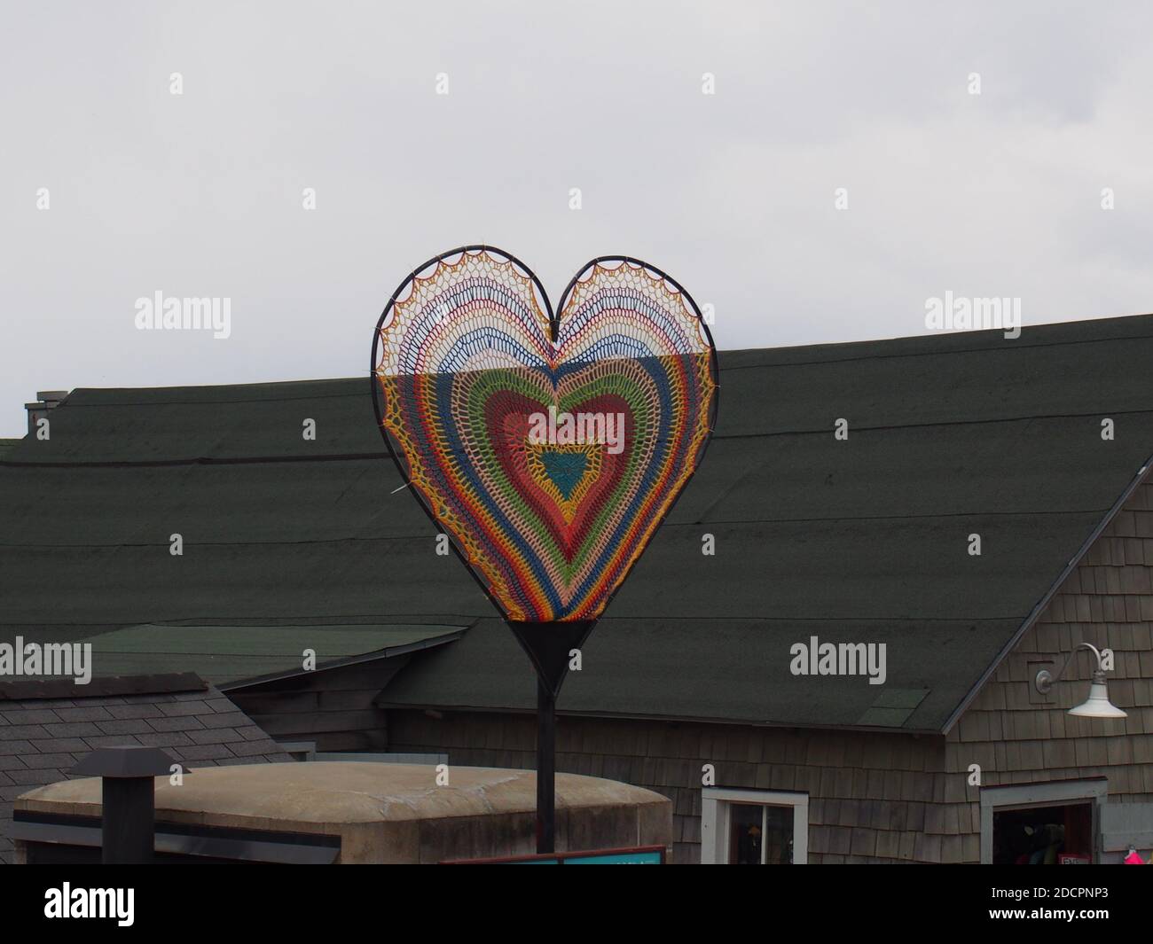 Heart Installation Vibrant outdoor art installation hi-res stock photography and images ...