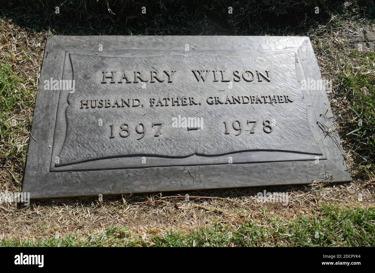 Los Angeles, California, USA 17th November 2020 A general view of atmosphere of actor Harry Wilson's Grave at Mount Sinai Cemetery Hollywood Hills on November 17, 2020 in Los Angeles, California, USA. Photo by Barry King/Alamy Stock Photo Stock Photo