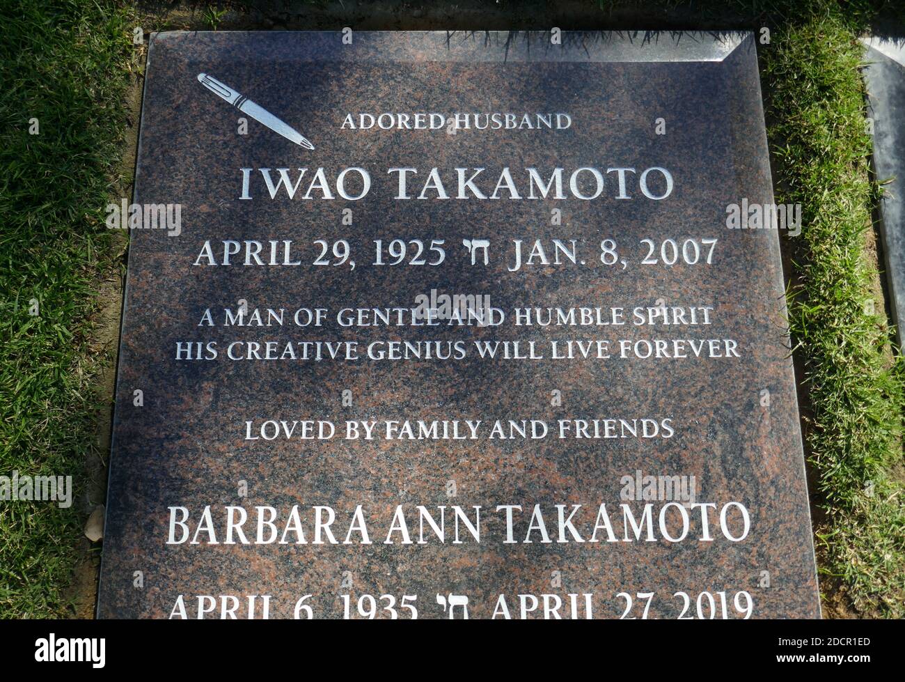 Los Angeles, California, USA 17th November 2020 A general view of atmosphere of animator Iwao Takamoto's Grave at Mount Sinai Cemetery Hollywood Hills on November 17, 2020 in Los Angeles, California, USA. Photo by Barry King/Alamy Stock Photo Stock Photo