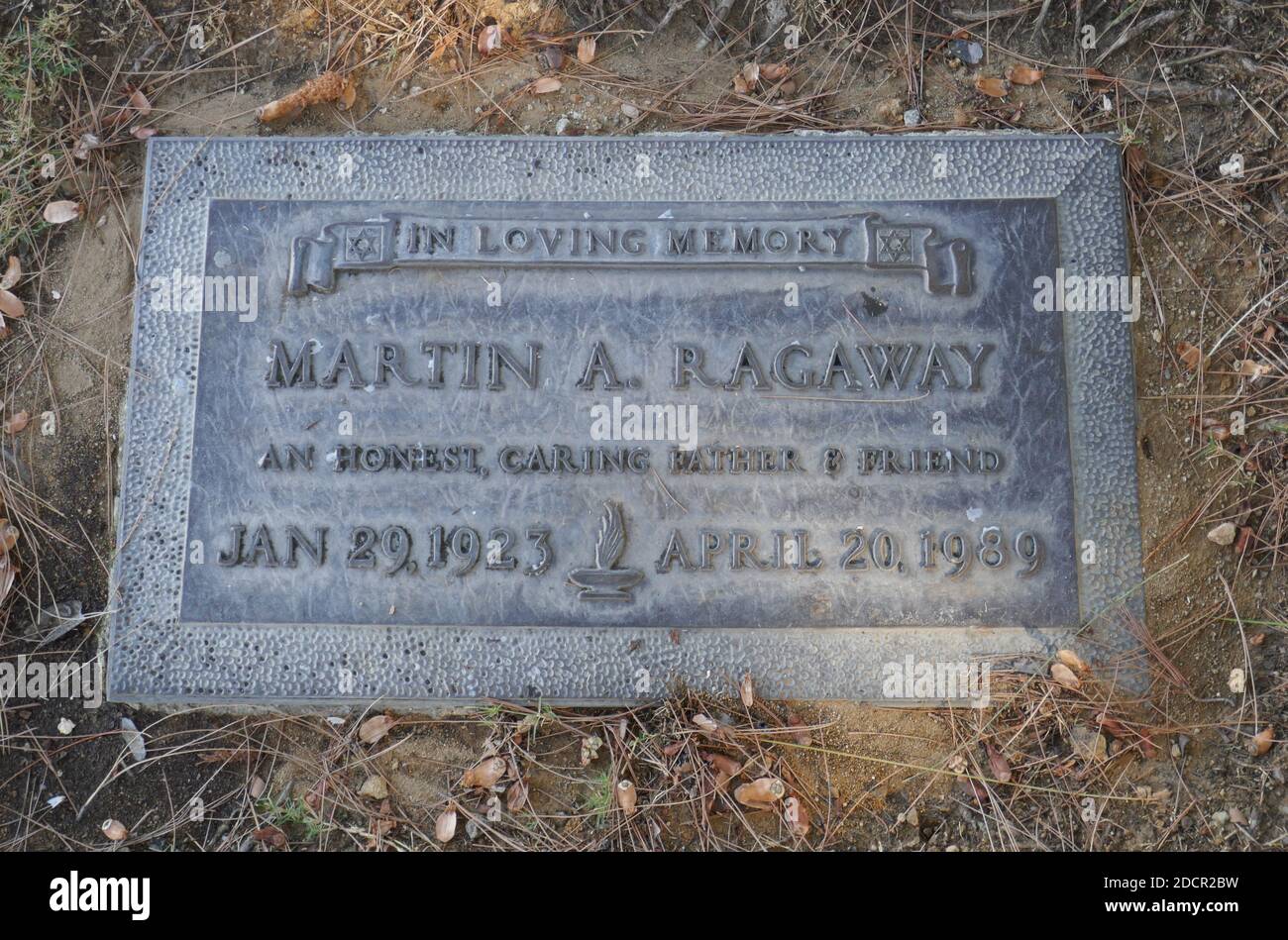 Los Angeles, California, USA 17th November 2020 A general view of atmosphere of Writer Martin Ragaway's Grave at Mount Sinai Cemetery Hollywood Hills on November 17, 2020 in Los Angeles, California, USA. Photo by Barry King/Alamy Stock Photo Stock Photo