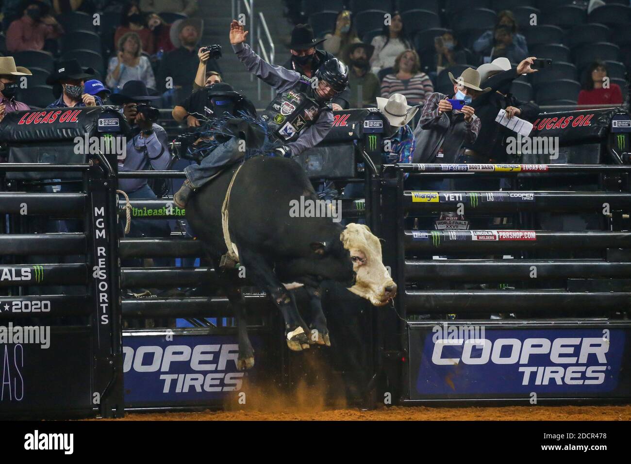 Arlington, Texas, USA. 12th Nov, 2020. Professional Bull Riders in ...