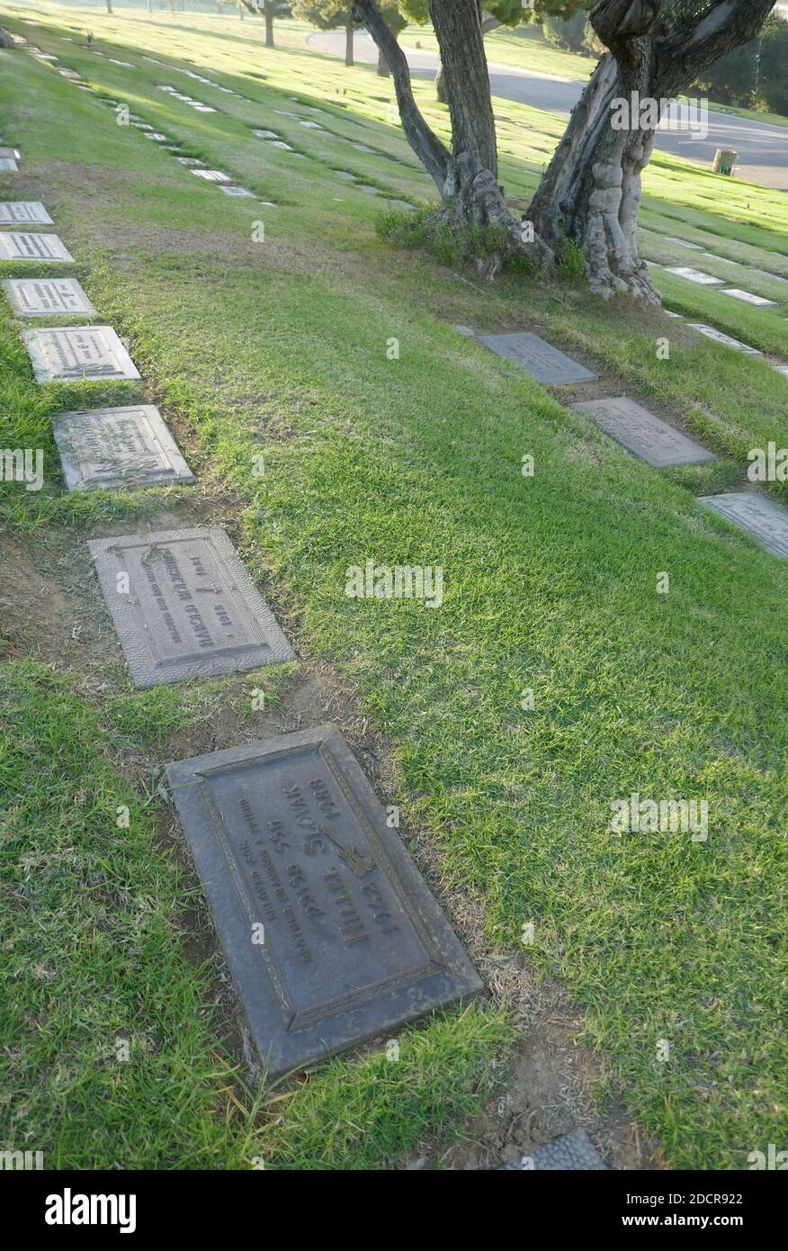 Los Angeles, California, USA 17th November 2020 A general view of atmosphere of musician Hillel Slovak's Grave at Mount Sinai Cemetery Hollywood Hills on November 17, 2020 in Los Angeles, California, USA. Photo by Barry King/Alamy Stock Photo Stock Photo
