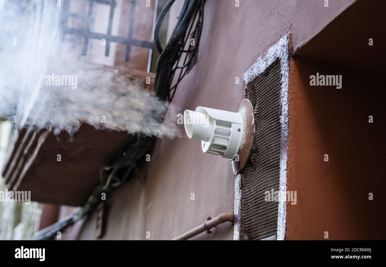 Industrial chimney smoke outlet, construction and architecture