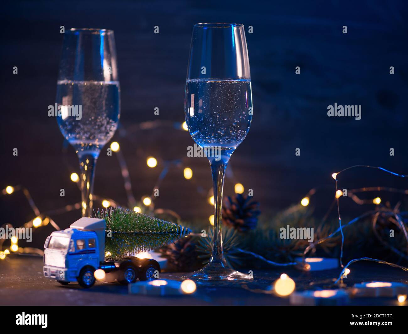 Celebrate sparkling lights hi-res stock photography and images - Alamy