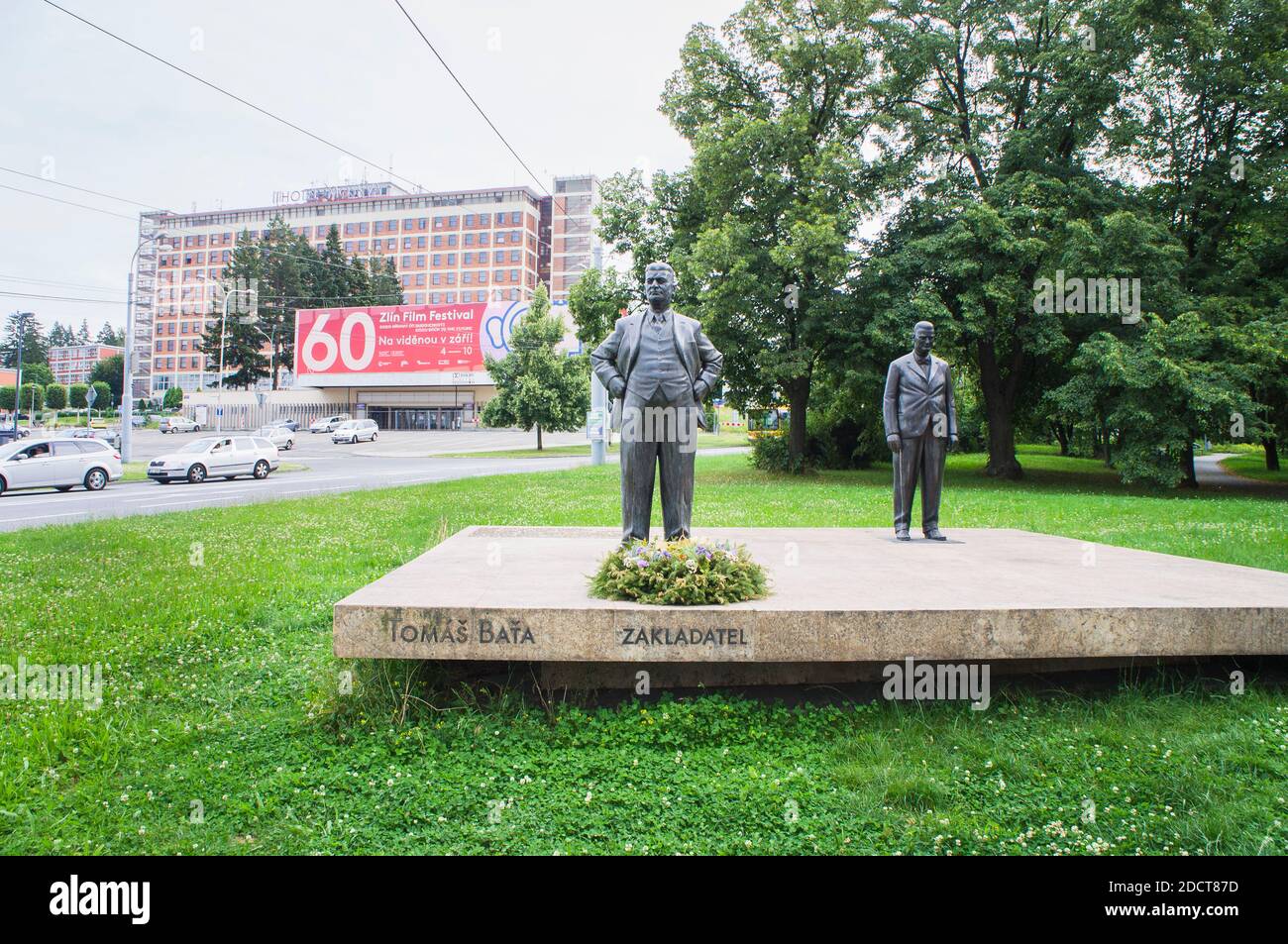 The Statues of Tomas (left) and Jan Antonin Bata across the street from the  Bata´s Skyscraper, and Moskva Hotel, designed by architects Miroslav Loren  Stock Photo - Alamy