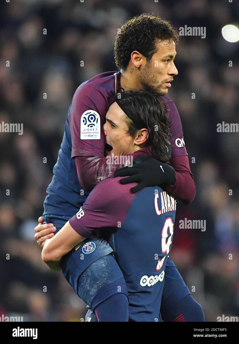 Psg S Edinson Cavani R And Neymar Celebrate During The Ligue 1 Paris Saint Germain Psg V Montpellier Football Match At The Parc Des Princes Stadium In Paris France January 27 18 Edinson Cavani
