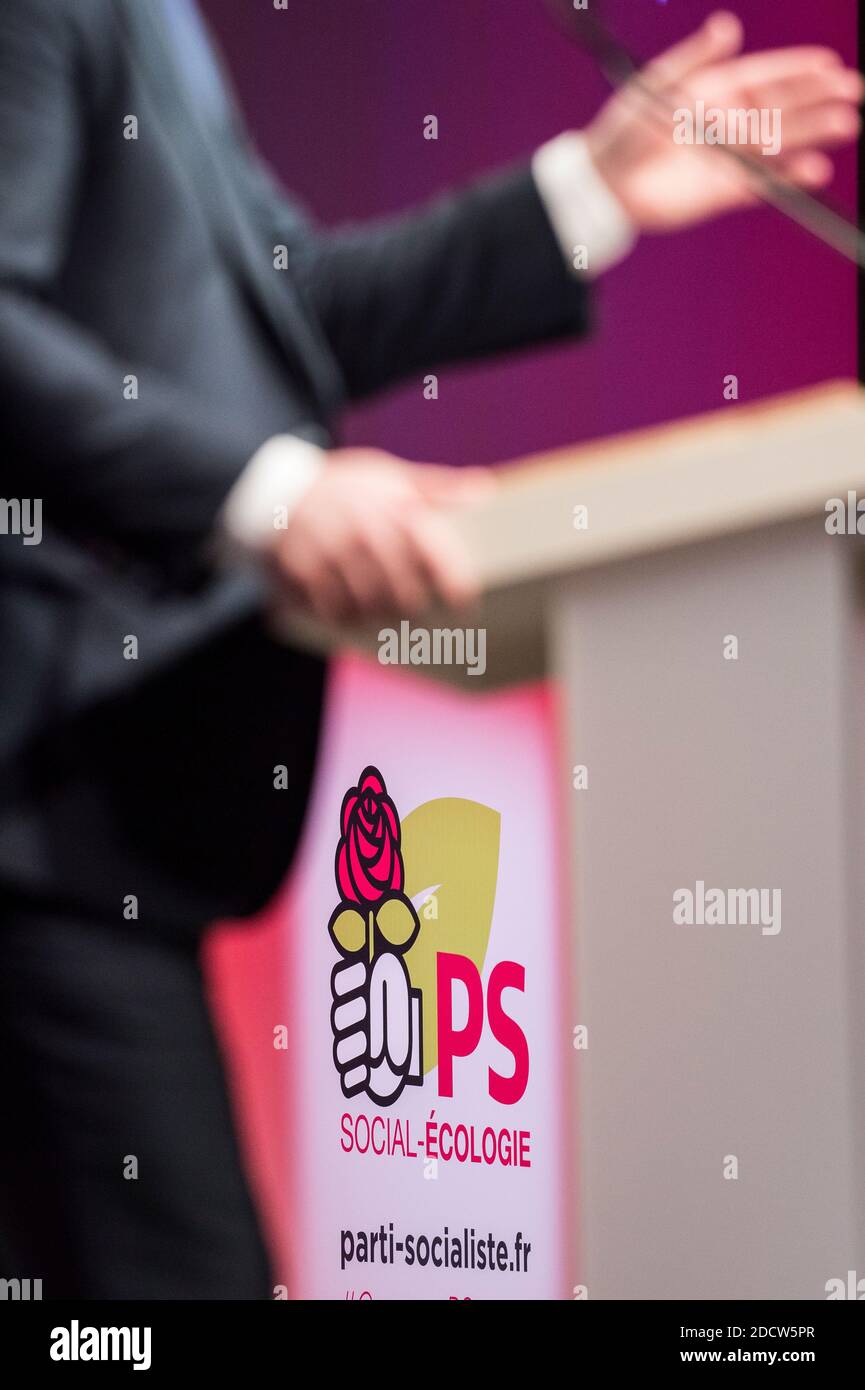 Parti socialiste logo hires stock photography and images Alamy