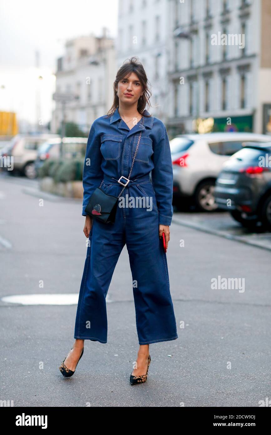 Street style, Jeanne Damas arriving at Proenza Spring-Summer 2018 Haute  Couture show held at Boulevard Pereire, in Paris, France, on January 22,  2018. Photo by Marie-Paola Bertrand-Hillion/ABACAPRESS.COM Stock Photo -  Alamy