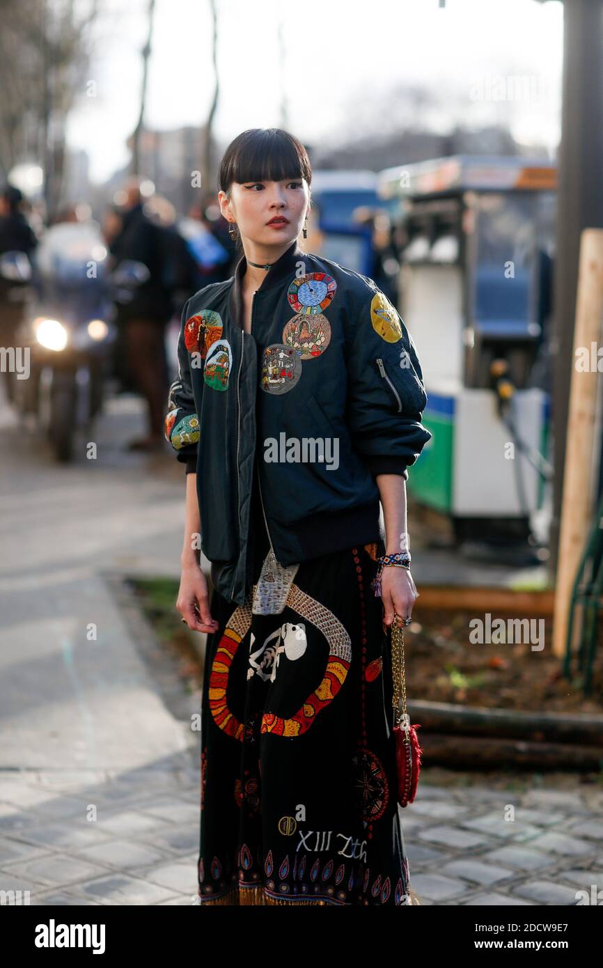 Street style, Kozue Akimoto arriving at Dior Spring-Summer 2018 Haute
