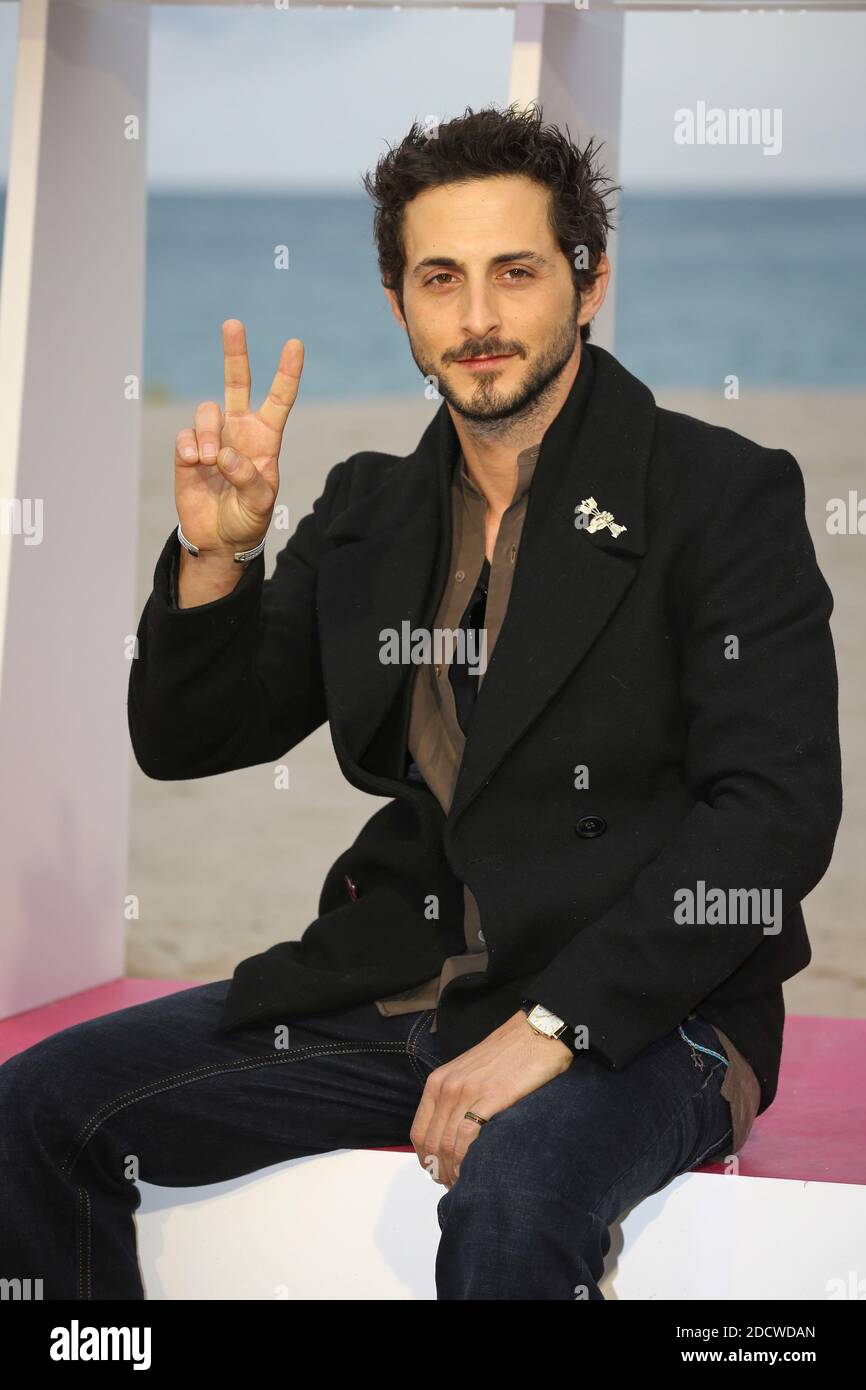 Films Et Séries Tv Avec Tomer Kapon Tomer Kapon poses at the photocall during the 1st Cannes International  Series Festival on April 9th, 2018 in Cannes, France. Photo by Marco  Piovanotto/ABACAPRESS.COM Stock Photo - Alamy