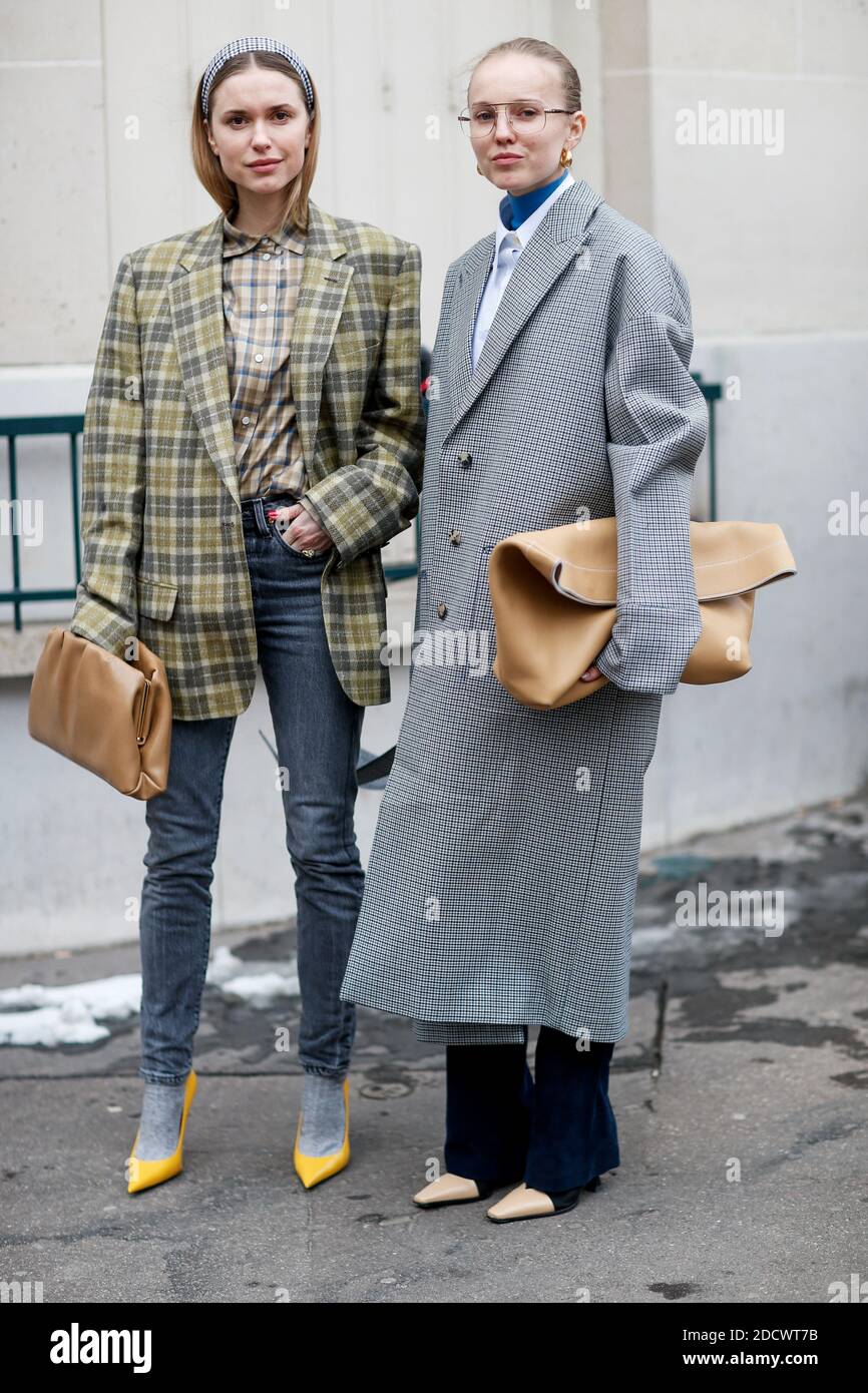 Street style, Pernille Teisbaek and Alexandra Carl arriving at Carven  Fall-Winter 2018-2019 show held at Lycee Camille See in Paris, France, on  March 1, 2018. Photo by Marie-Paola Bertrand-Hillion/ABACAPRESS.COM Stock  Photo -