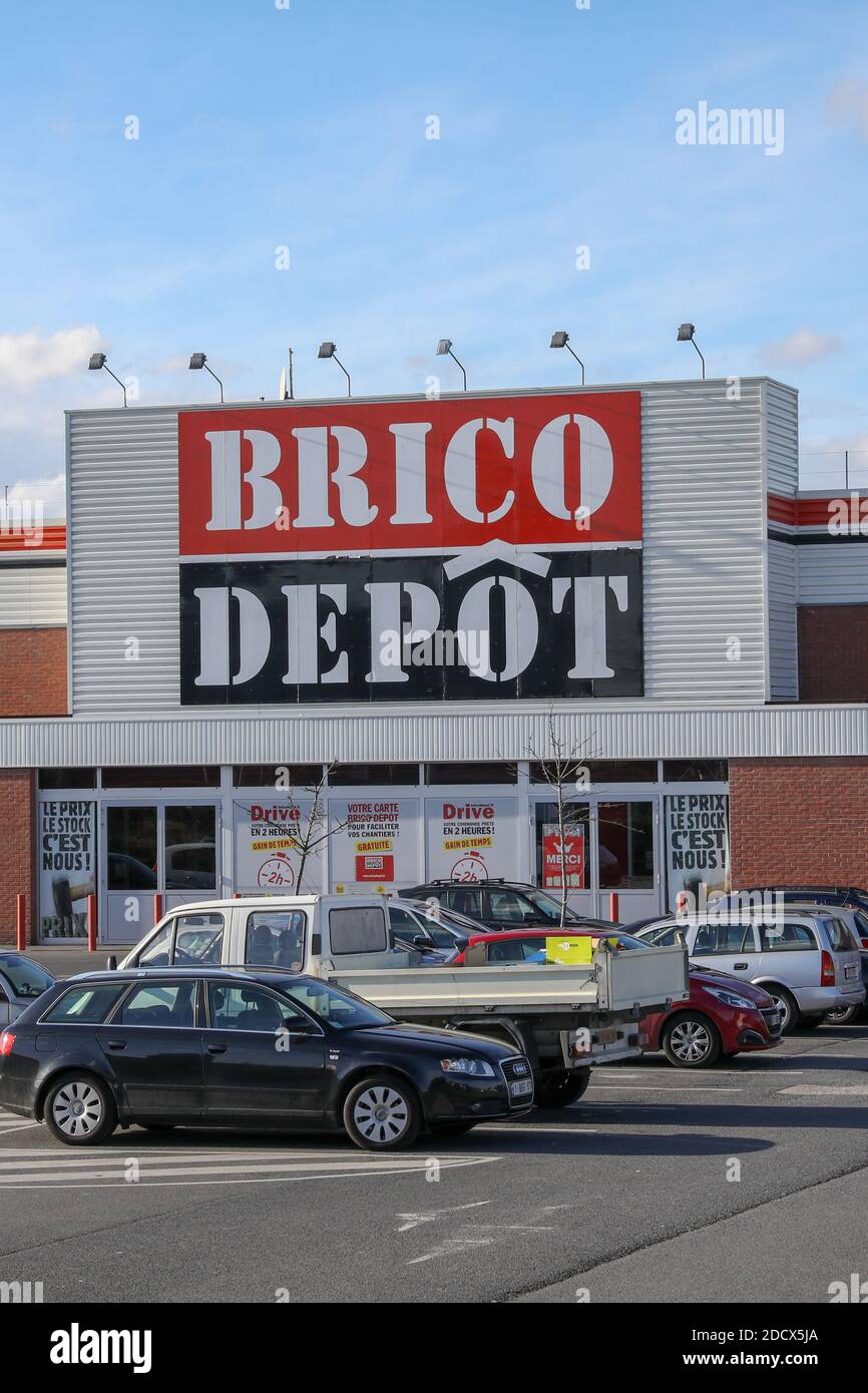 Brico depot hi-res stock photography and images - Alamy