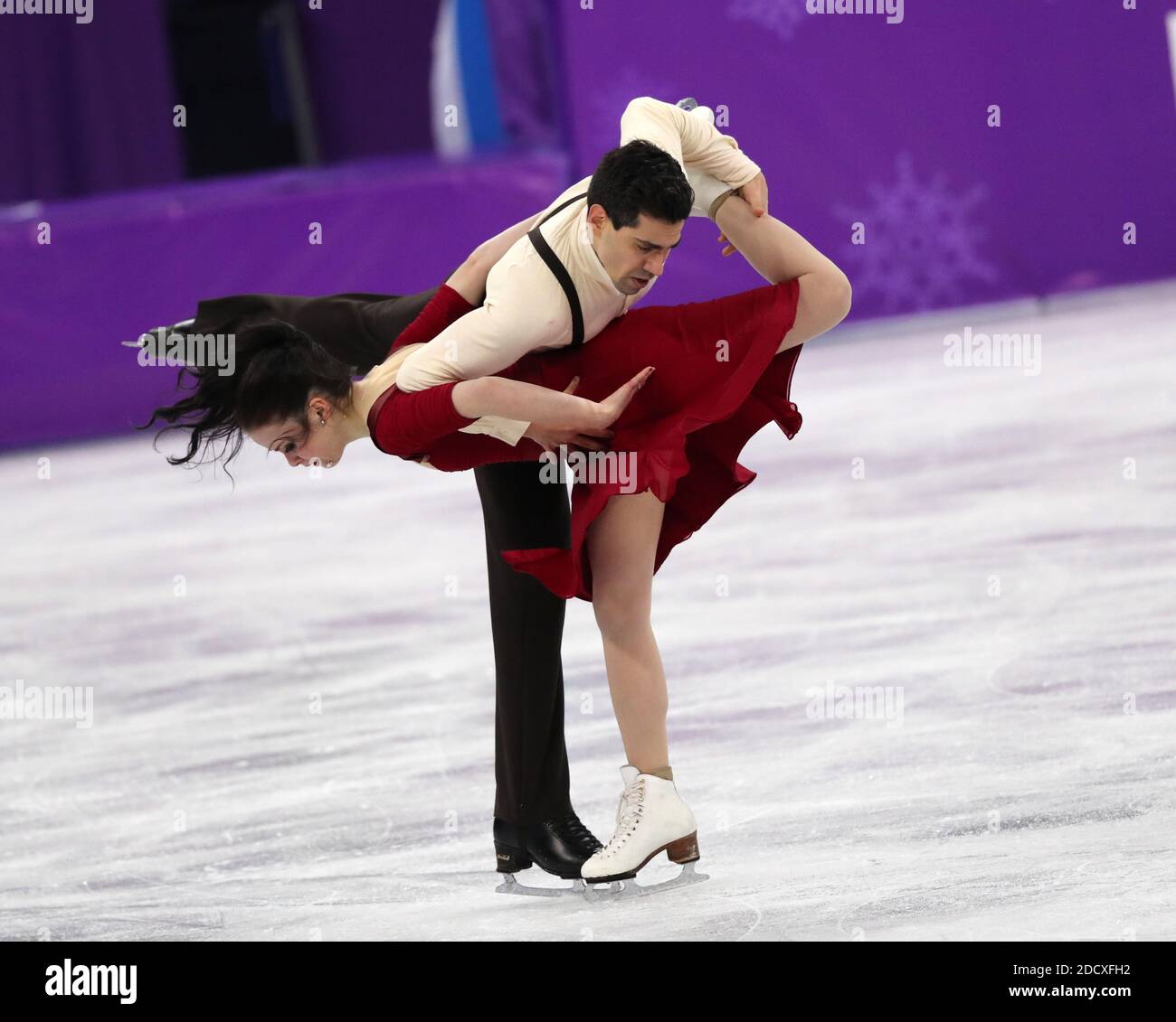 Anna Cappellini and Luca Lanotte (ITA) perform in the figure skating free  dance event during the Pyeongchang 2018 Olympic Winter Games at Gangneung  Ice Arena. Pyeongchang, South Korea, February 20, 2018. Photo