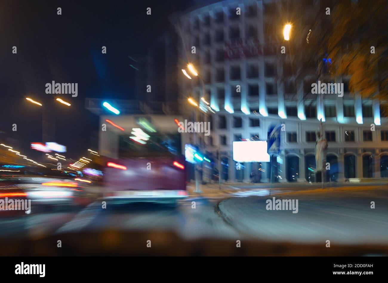 City traffic timelapse night fast hi-res stock photography and images ...