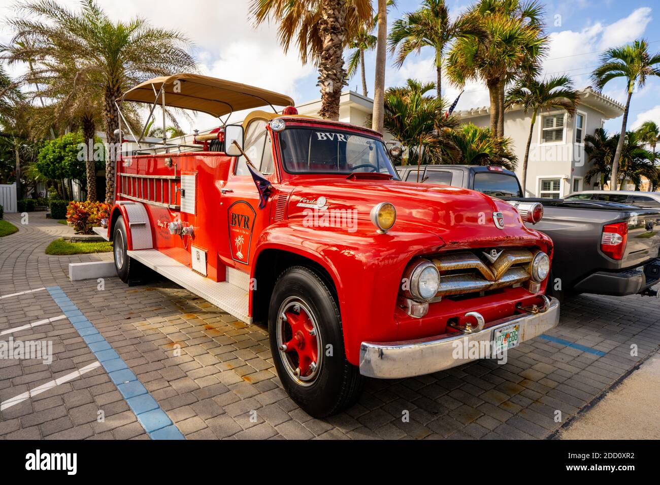 FORT LAUDERDALE, FL, USA - NOVEMBER 22, 2020: Vintage old fire truck painted red Lauderdale by the sea Stock Photo