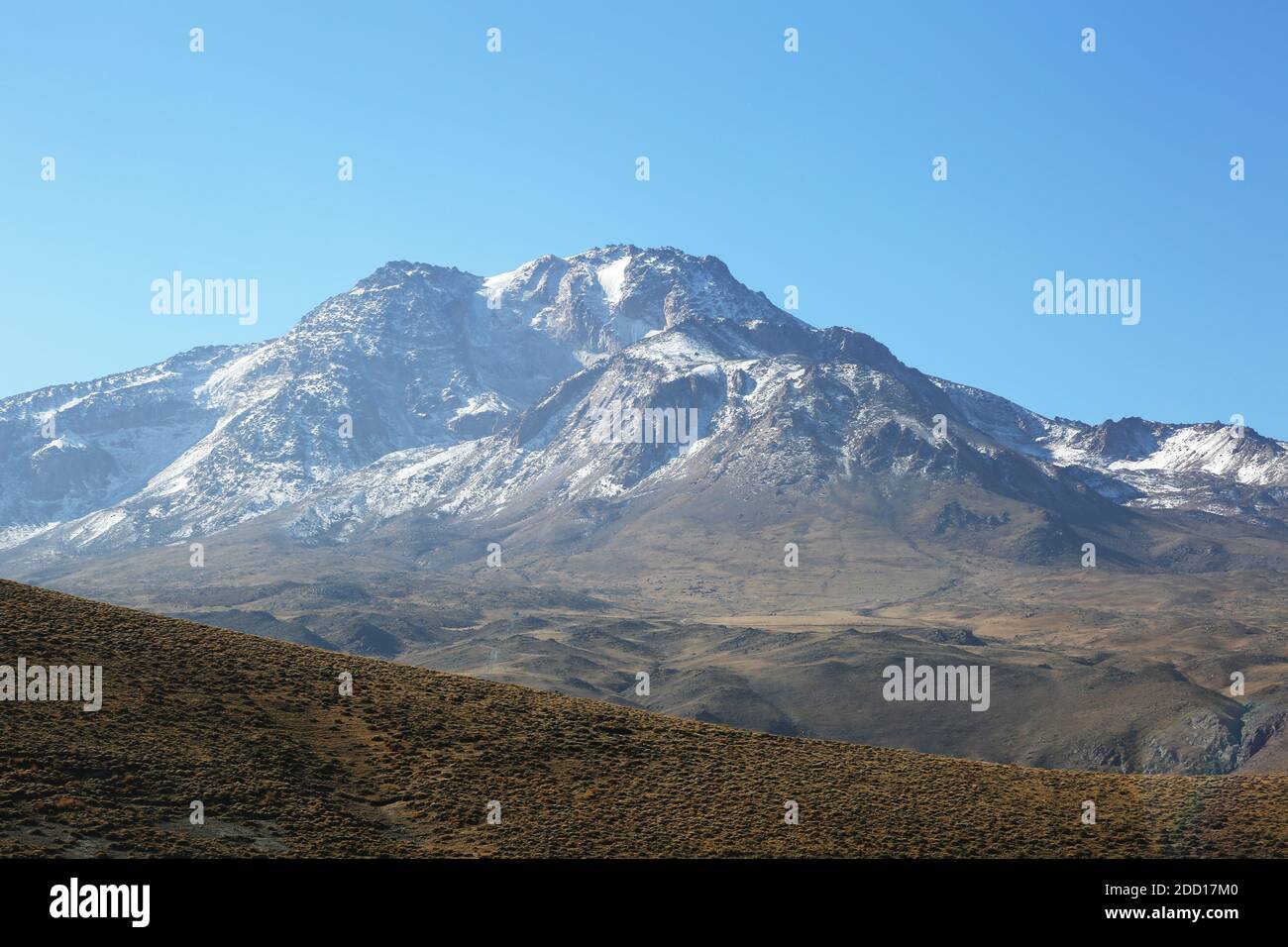 Mount Savalan (Sabalan) in Iran. Savalan is the third highest mountain in  Iran. It's 4811 meters altitude Stock Photo - Alamy