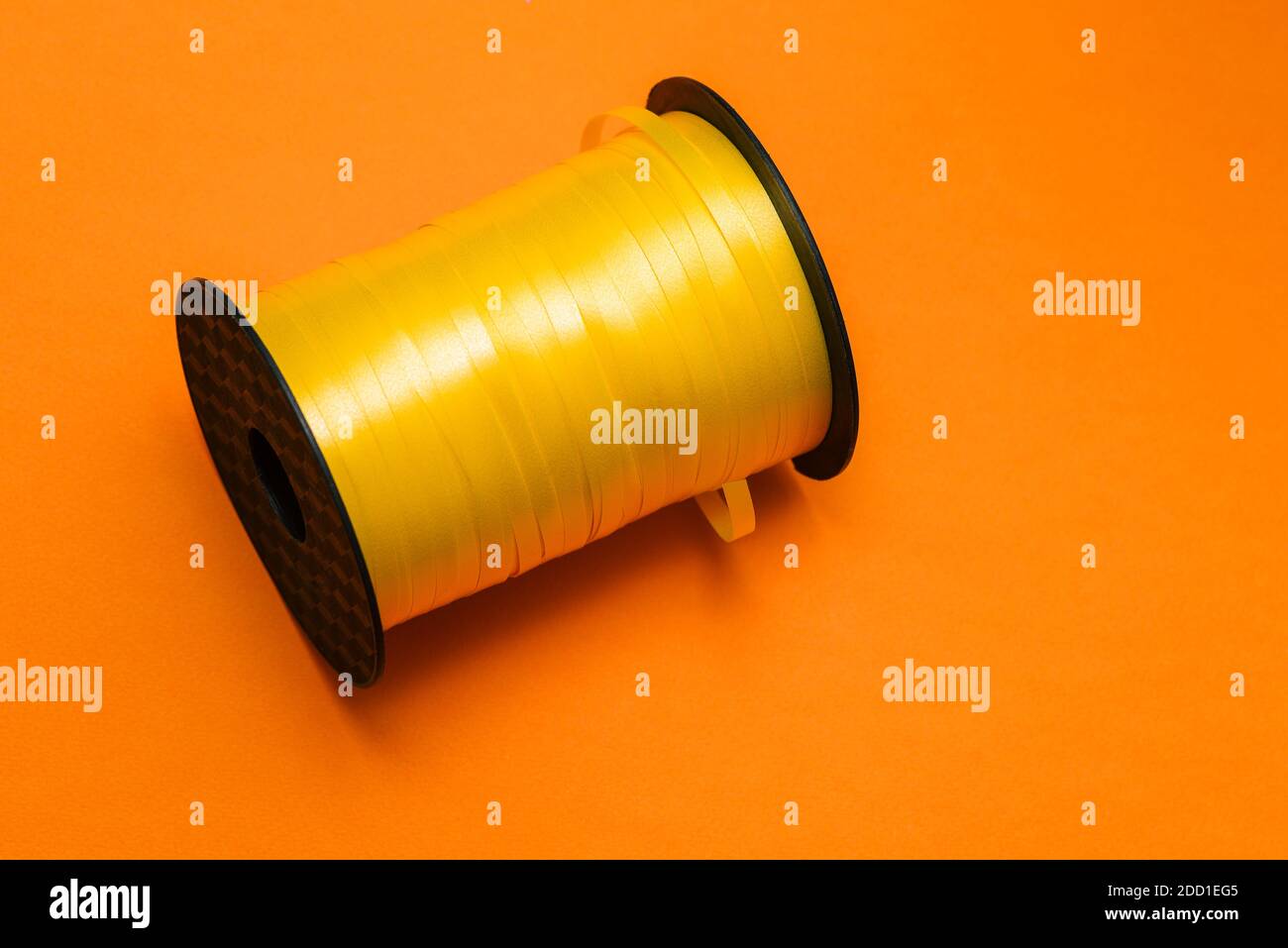 Ribbon close up curl hi-res stock photography and images - Alamy