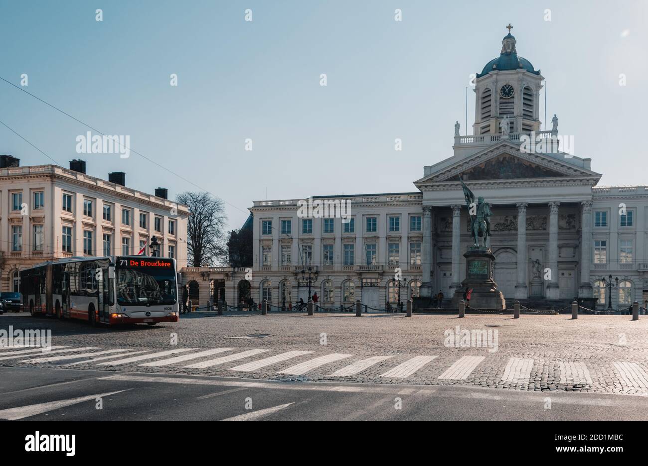 Koningsplein,Place Royale Bruxelles. Former site of Brussels' main market &  original royal palace, built to a design by Barnabe Guimard Stock Photo -  Alamy
