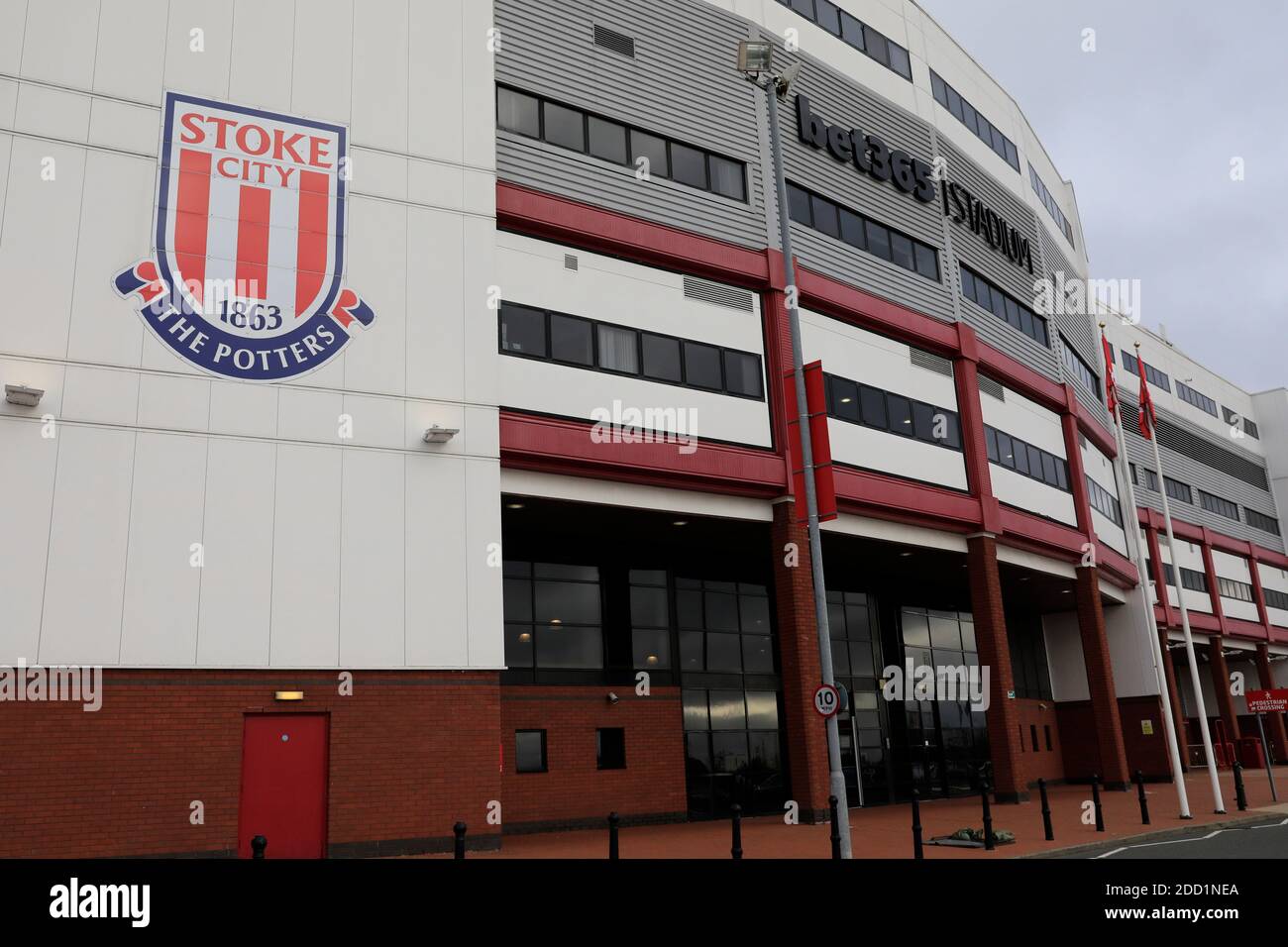 Outside the Bet365 stadium Stock Photo Alamy