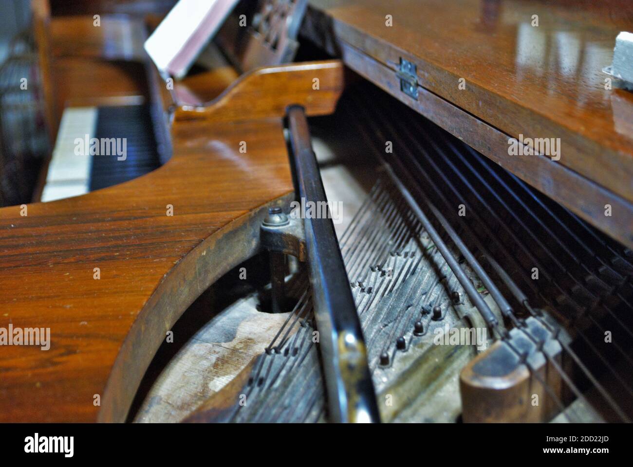 Old worn out piano close up of missing keys Stock Photo Alamy