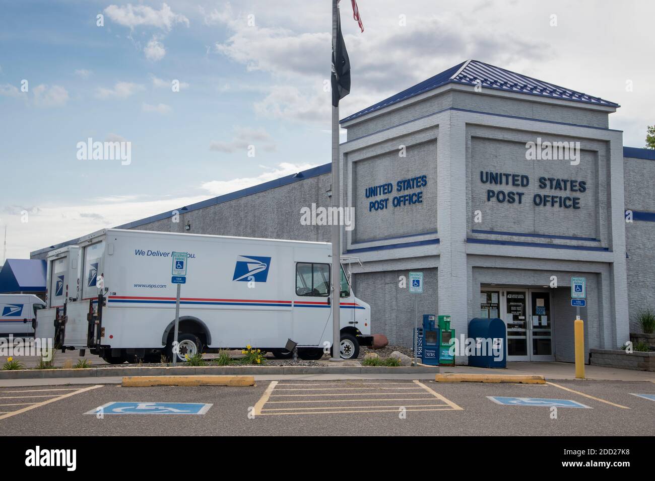 Roseville, Minnesota. United States Post Office. Mail delivery trucks