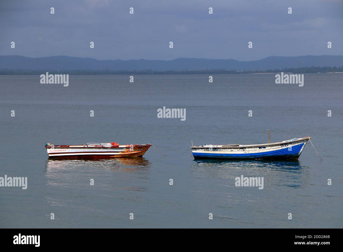 11/22/2020. Itaparica, Bahia; Brazil; Two boats anchored in the sea at the tip of the whale, south end of the island of Itaparica. Stock Photo
