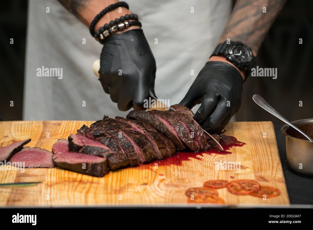 Work gloves grill hi-res stock photography and images - Alamy