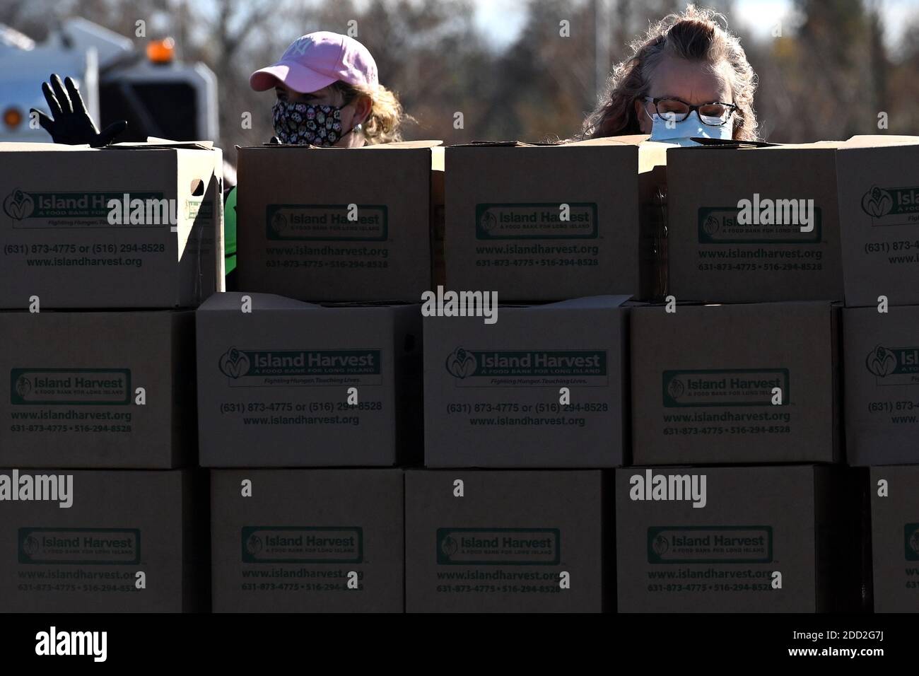 Food bank boxes stacked hi-res stock photography and images - Alamy