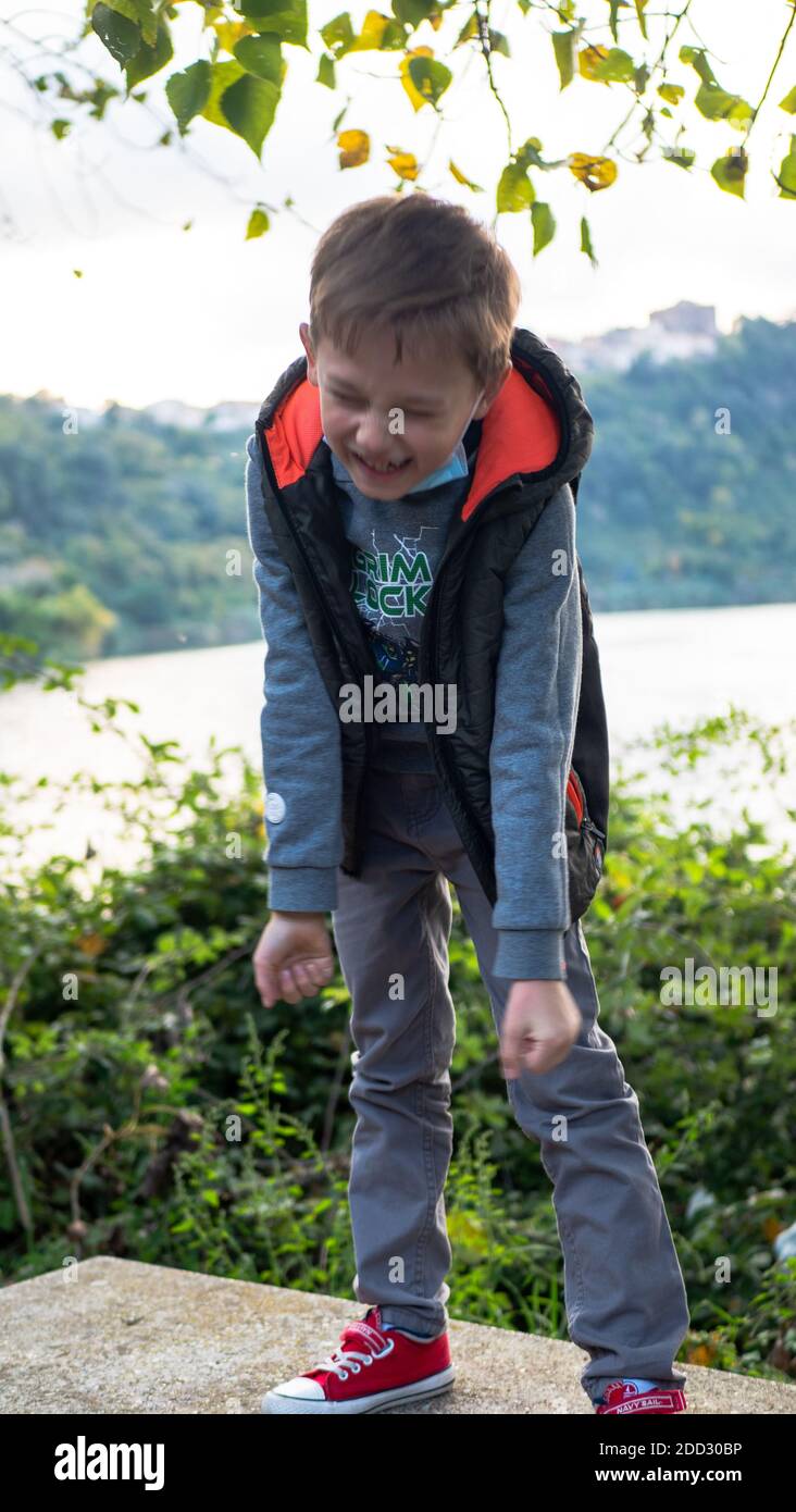 Boy wearing medical face mask hi-res stock photography and images - Alamy